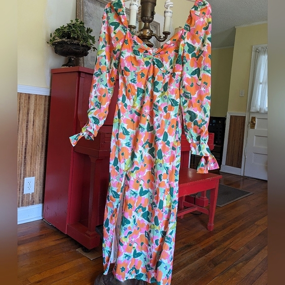 PrettyLittleThings Floral Print Puff Sleeve Long Summer Dress Size 4 - Picture 2 of 7
